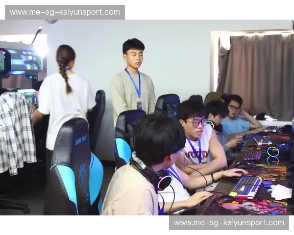 电子竞技赛前解析：揭秘职业战队的背后策略与心态